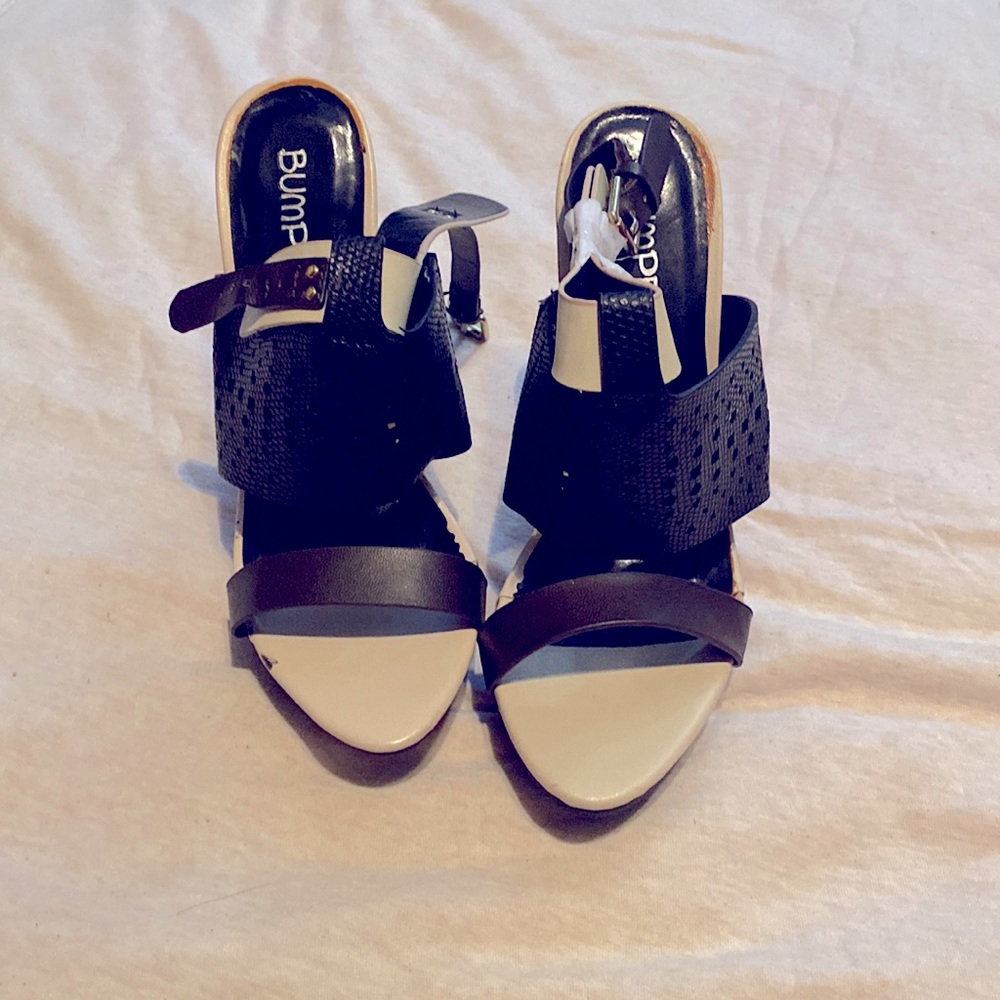Tan brown and black leather wedges